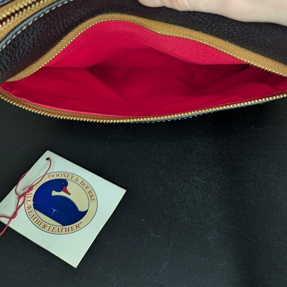 Dooney & Bourke Pebble Grain Black Leather Crossbody Purse Handbag Large - Picture 9 of 10